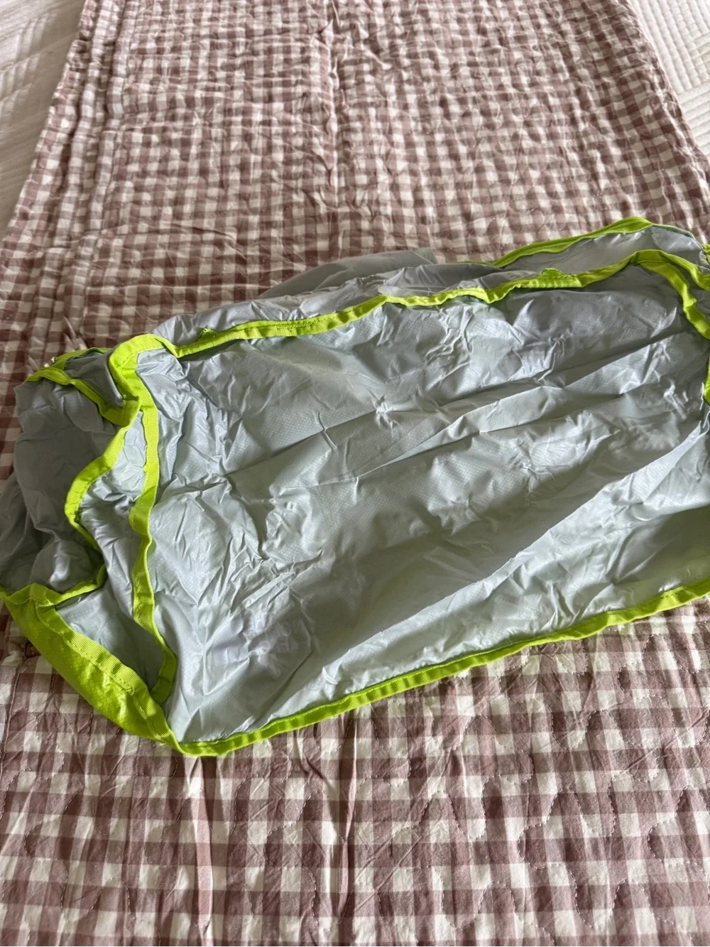 The North Face Flyweight Duffel - Light Gray with Lime Zipper